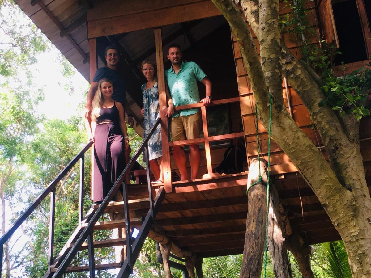 Tree House Hostel 시기리야 외부 사진